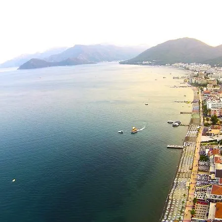 Yunus 酒店 马尔马里斯