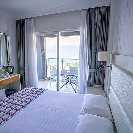 Yunus Marmaris