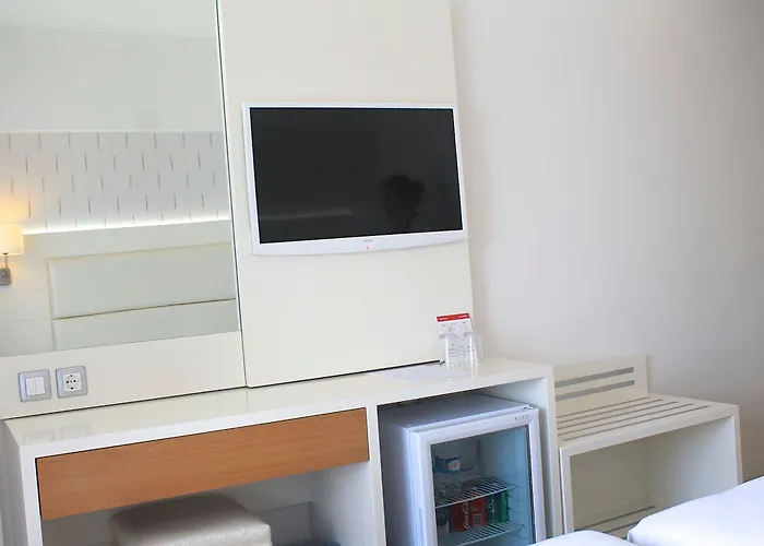 호텔 유누스 호텔 3*